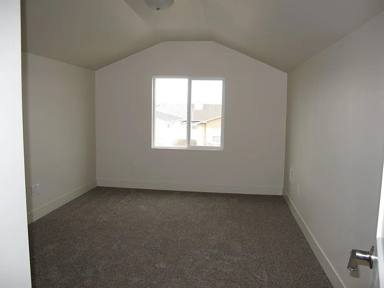 431 San Juan St — Photo 16