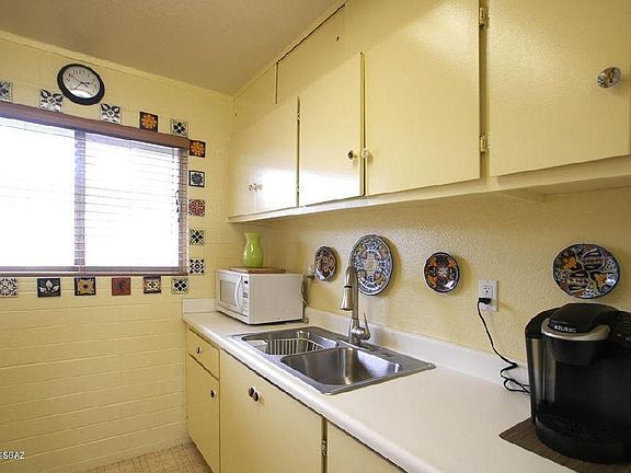 3rd image of 1776 S Palo Verde Ave APT B214