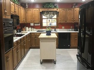 51 Mimosa Dr, Childersburg, AL 35044