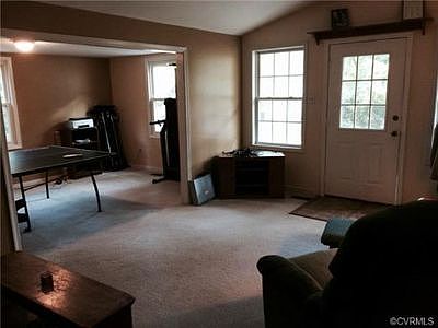 3rd image of 7609 Twin Oak Dr