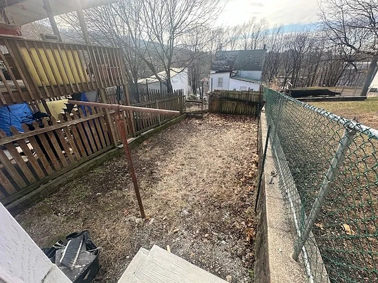 229 N 9th St — Photo 7