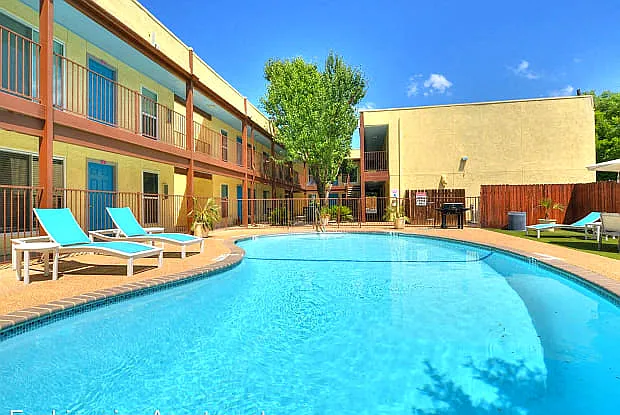 Fashionaire Pool Area