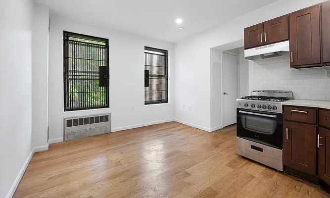 Rented by Compass | media 11