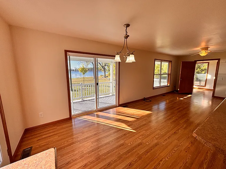 3775 W Columbia St — Photo 5