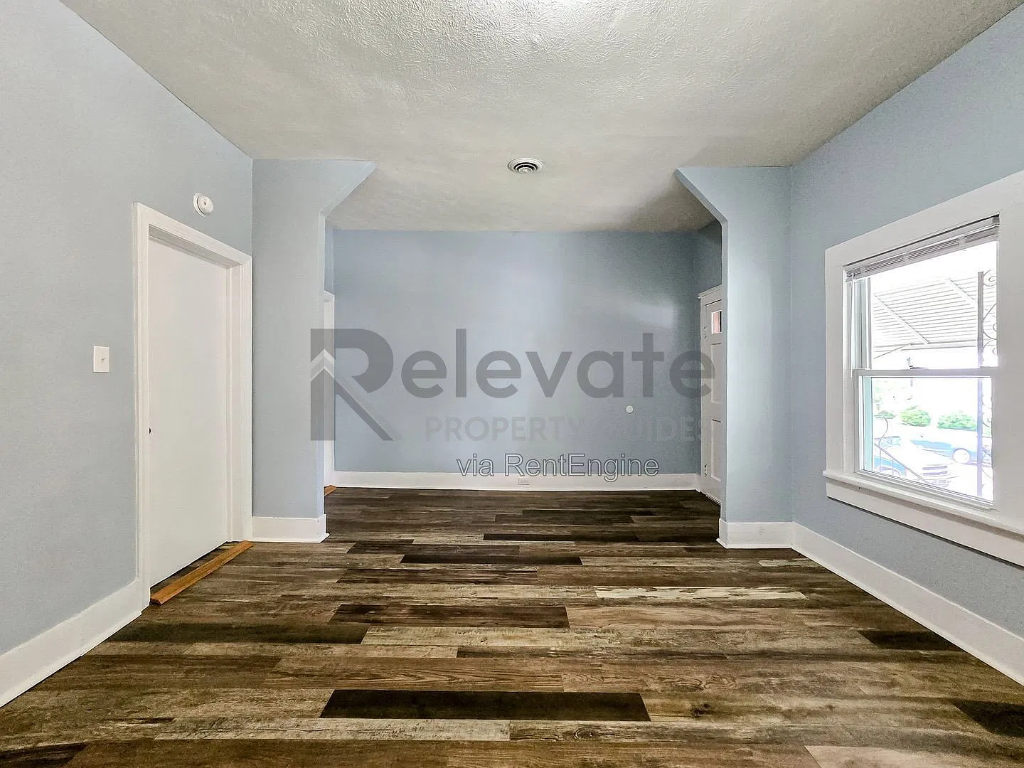 2 bed, 1.0 bath, 809 sqft, $1,545 — Photo 4
