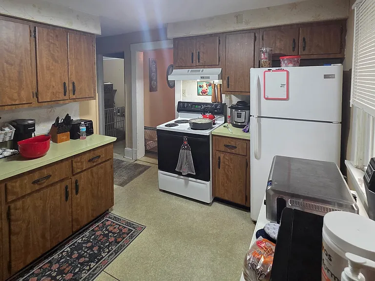 1725-1727 Madison Ave #2 — Photo 8