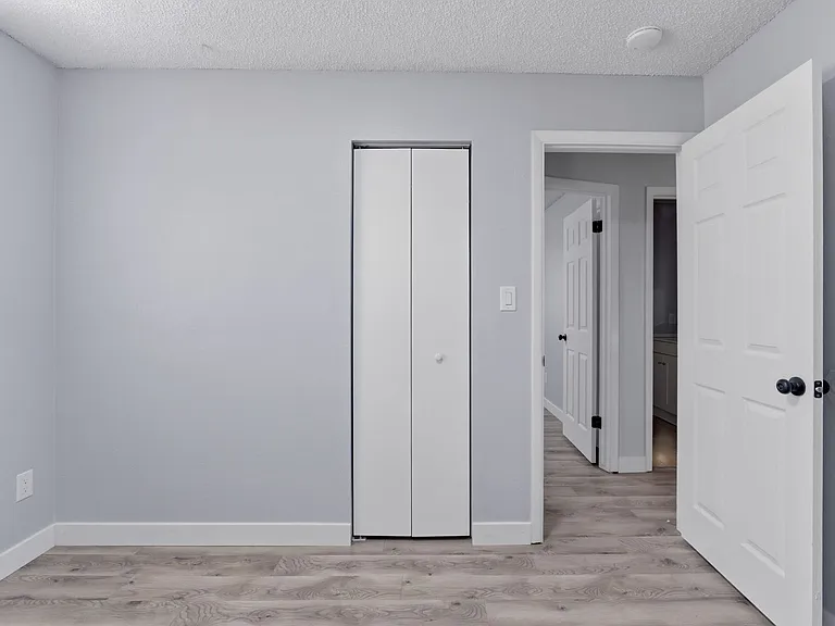 951 Iowa Ave #1 — Photo 15