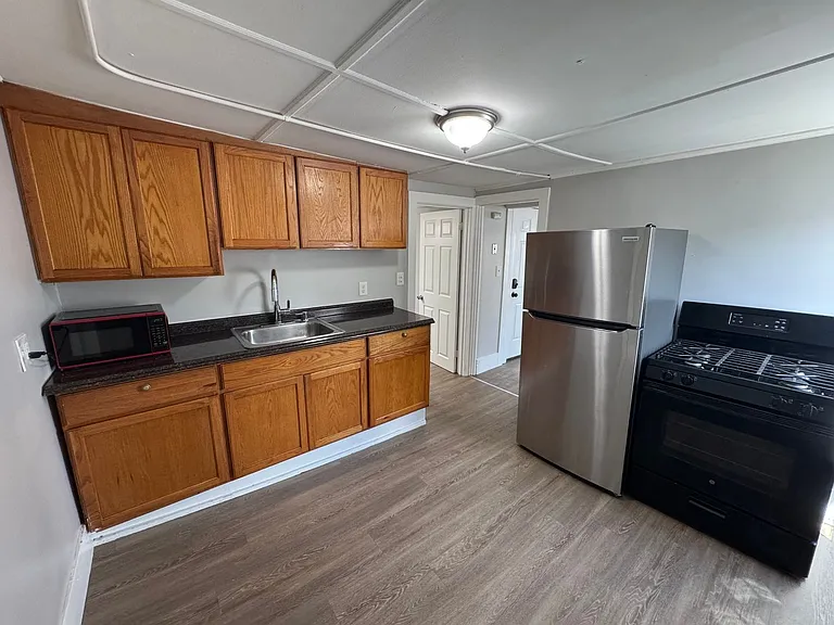 48-50 Portland St #2-48 — Photo 9