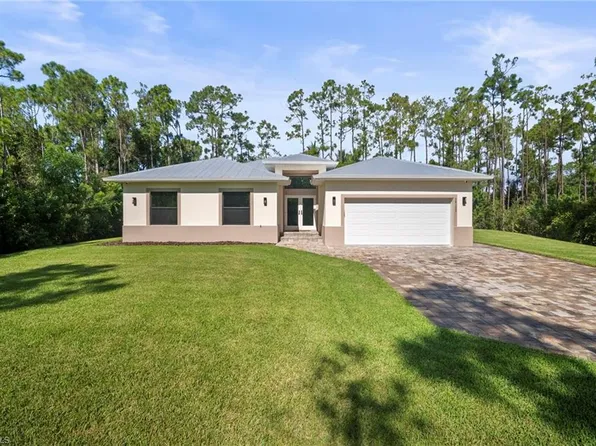 24132 Melanie LN, BONITA SPRINGS, FL 34135