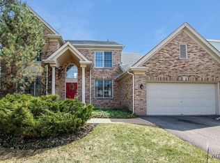 1111 Oxford Ln, Lake Zurich, IL 60047