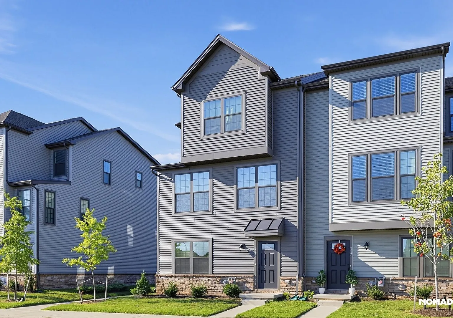 Spacious 4BR Townhome in Middletown — Photo 3