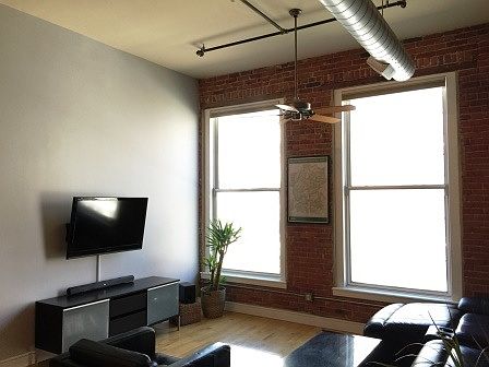 4th image of 2441 N Broadway Unit 206