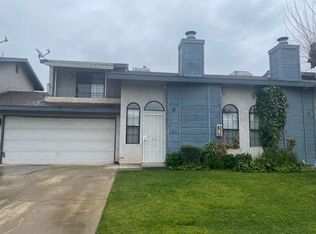 7817 S Laurelglen Blvd APT B, Bakersfield, CA
