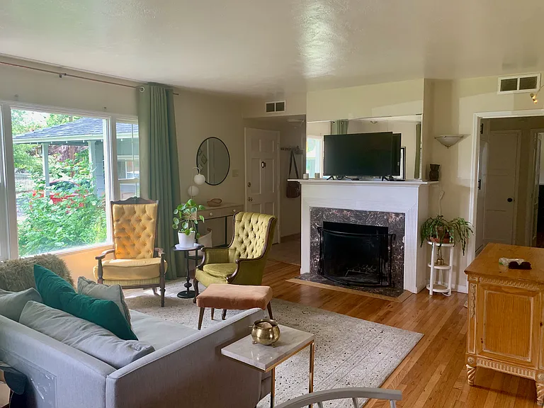 2123 Westfield Ave — Photo 16
