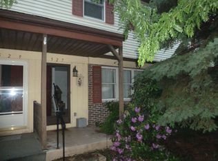 527 Pine St, Leesport, PA 19533