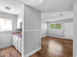 1218 S Main St #6, Boerne, TX 78006