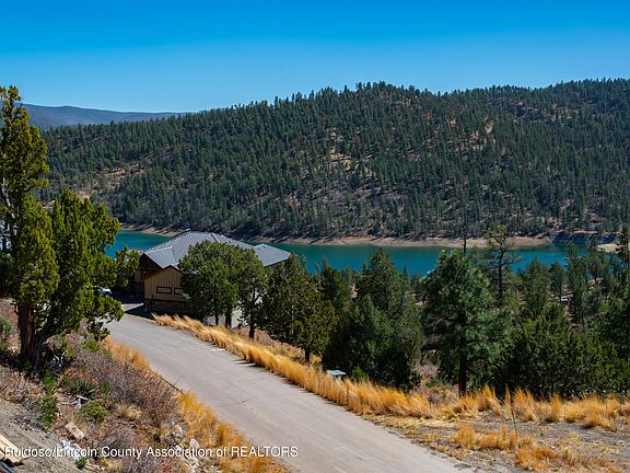 4th image of 519 Mountain High Cir