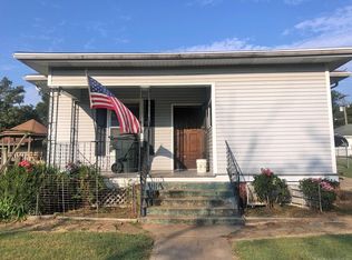 818 S Florida Ave, Okmulgee, OK 74447