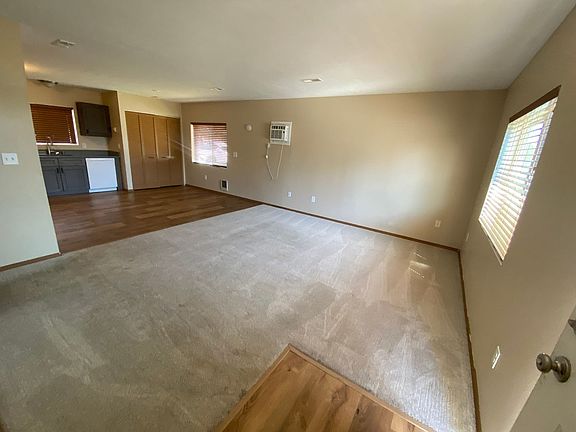 4th image of 3431-3433 E Montgomery Ave
