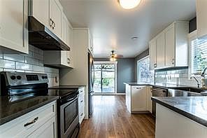 5th image of 4904 Pleasant Valley Rd