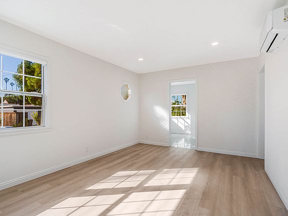 5th image of 2308-2310.5 Pisani Pl #23105