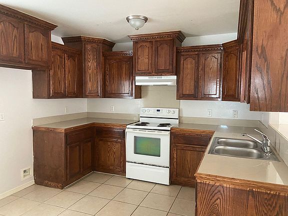 5th image of 3102 E Diamondhead Ave APT 2