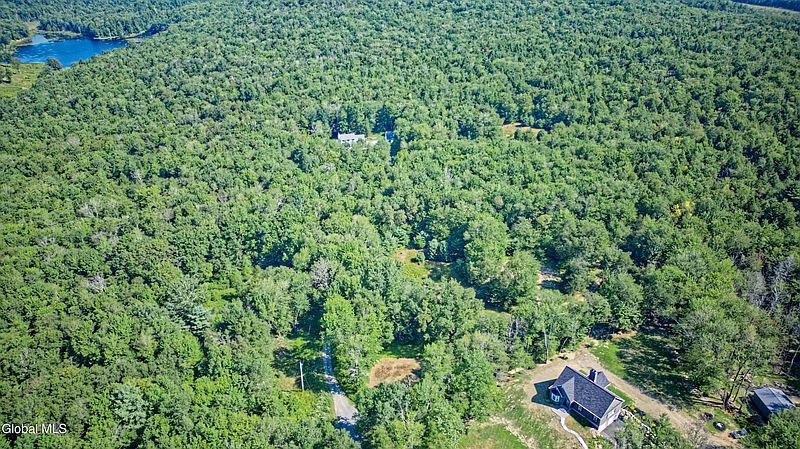 2nd image of 81 Lindeman Road