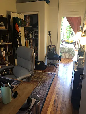 Rented by Nooklyn NYC LLC | media 7