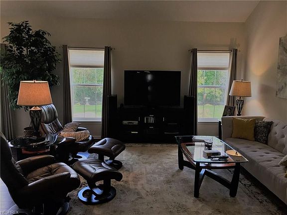 4th image of 3551 Weston Dr