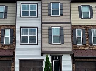 105 Spotswood St, Stafford, VA 22554