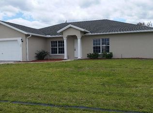 466 SW Fields Ave, Pt Saint Lucie, FL 34953