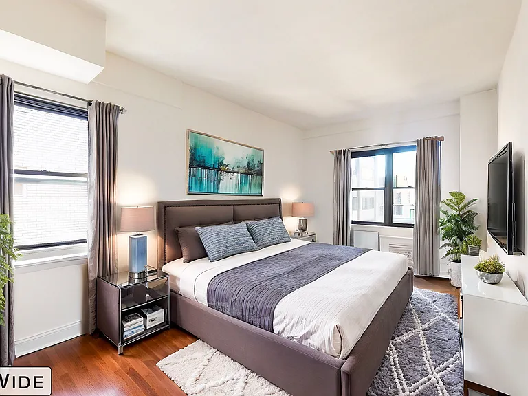 157 E 57th St #18D — Photo 5