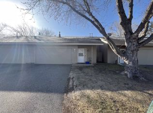 962 Carmel Ct, Shoreview, MN 55126