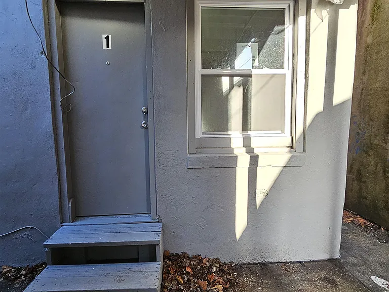 709 Adriatic Ave — Photo 1