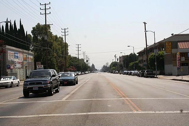 2nd image of 9324 Van Nuys Blvd Unit 17