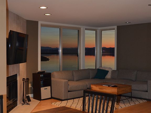 living room, sm. dining room