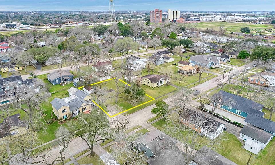 130 4th St, Sugar Land, TX 77498 | MLS #56798023 | Zillow