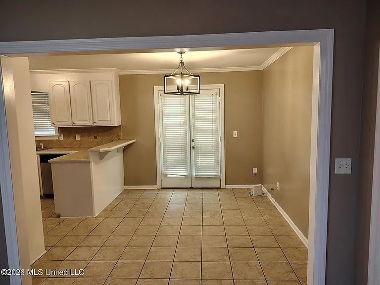 2111 Branch Creek Dr — Photo 4