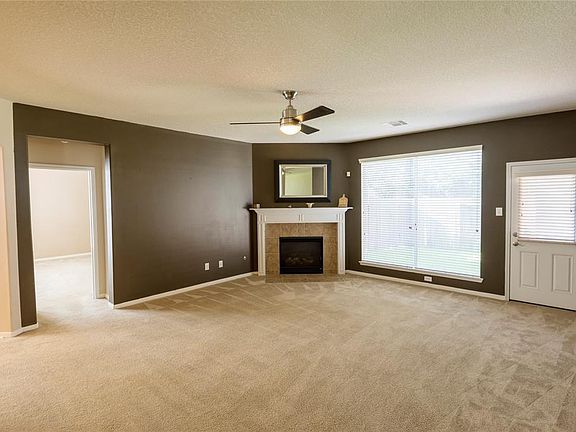 2nd image of 2922 Piney Forest Dr