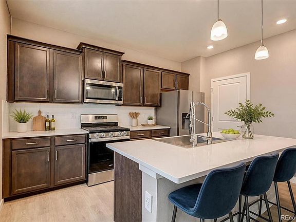 4th image of 4830 Fiadore Lane