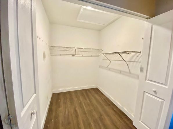 5082 Ernst Ct #33