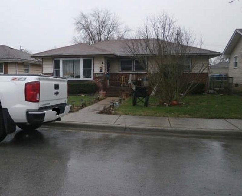 2nd image of 1591 Hewes St