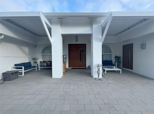 13621 SW 16th St, Fort Lauderdale, FL 33325