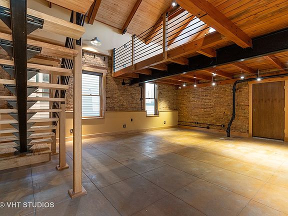 5th image of 137 Center St #0