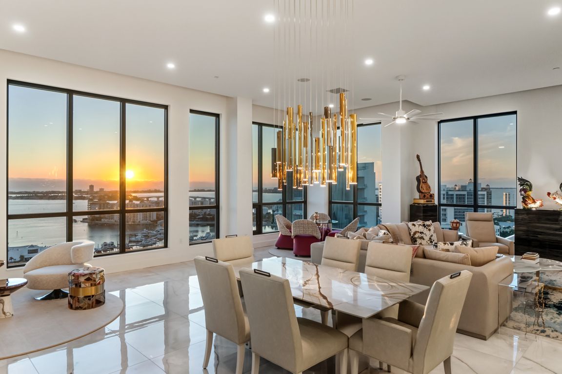 next background image