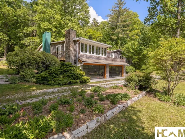 185 Hemlock Lane, Sapphire, NC 28774