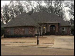 121 Stillhouse Creek Dr, Madison, MS 39110