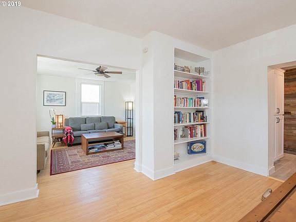 5th image of 3359 N Halleck St