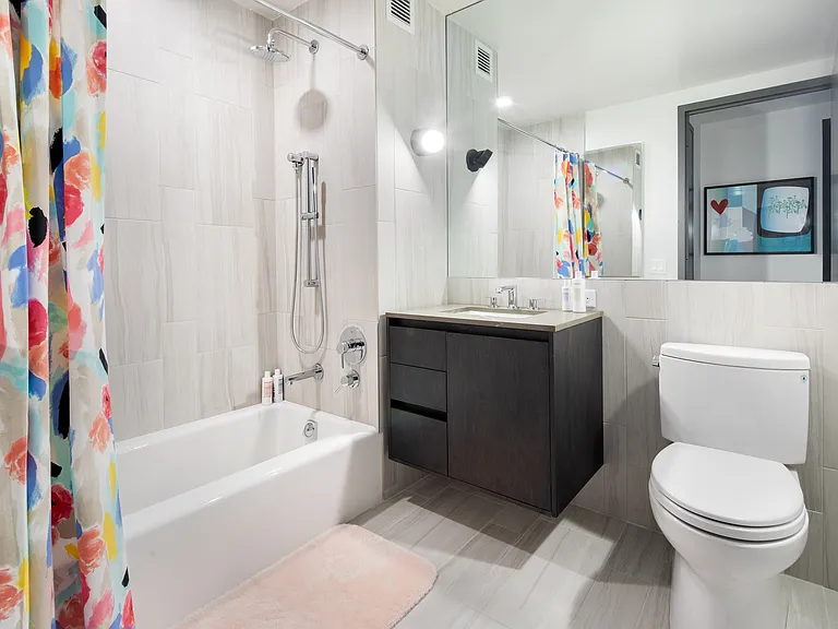 433 E 13th St #4GS — Photo 7