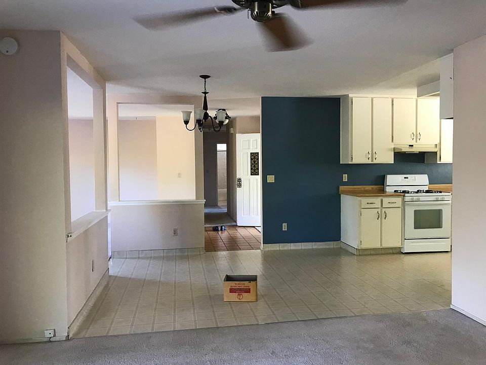 1st image of 12225 Dyer Ct